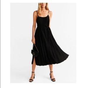 NWT Mango Pleated Midi Dress